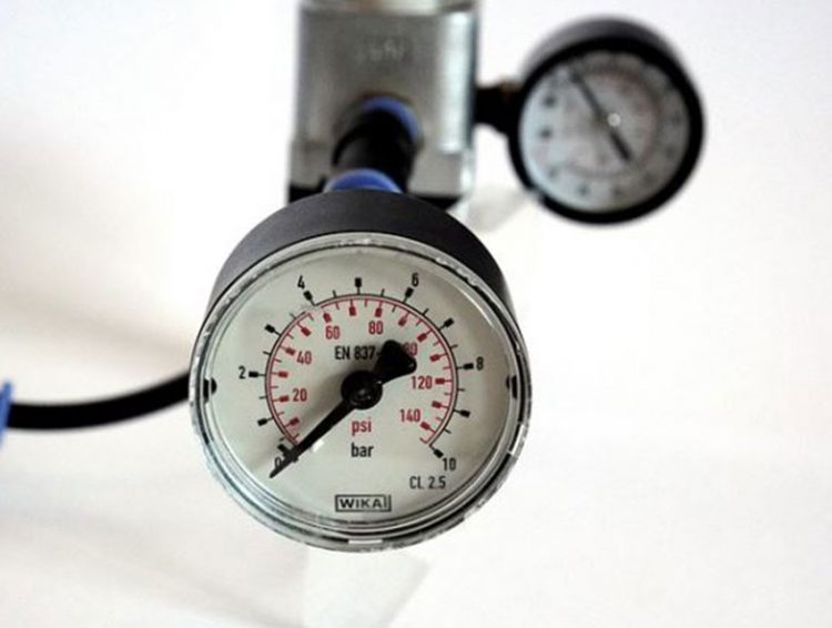 Impact of temperature on pressure gauge